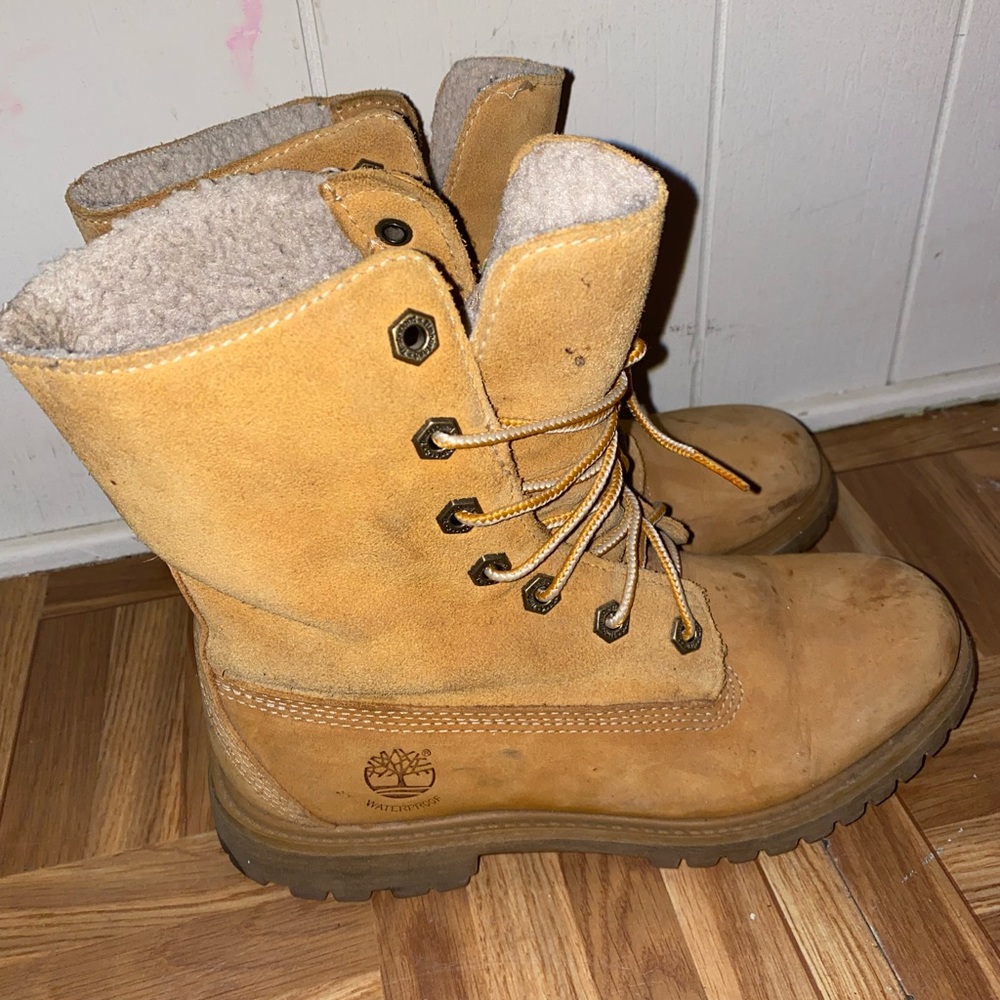 Timberland, 6.5 Women, Dark Tan, Fair Condition, Suede and Fur,Cute Winter Boots
